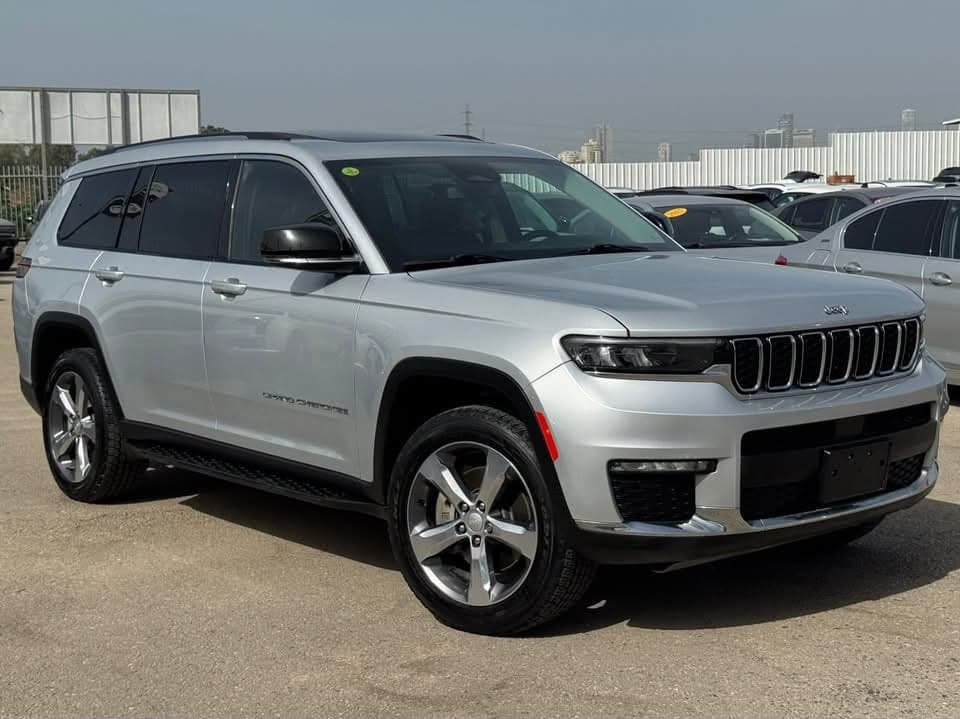 ג׳יפ Grand Cherokee